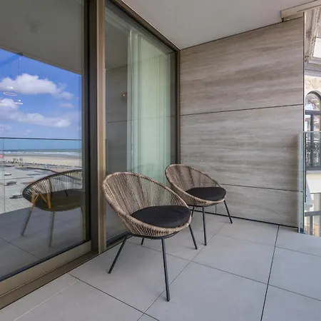 شقة Lecomte - Arthur Seaview Suite 207 *