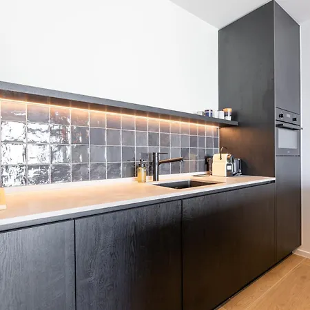 Lecomte - Arthur Seaview Suite 207 شقة