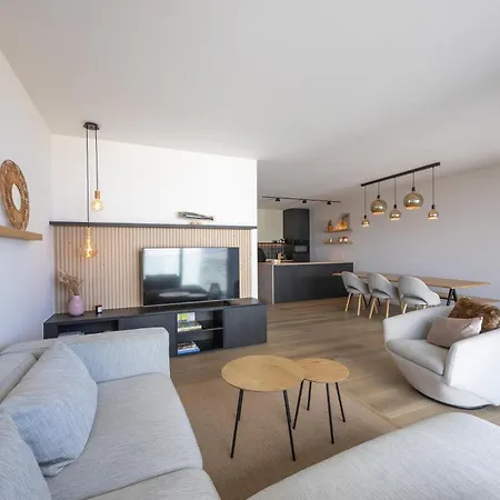 Lecomte - Arthur Seaview Suite 207 Apartment *